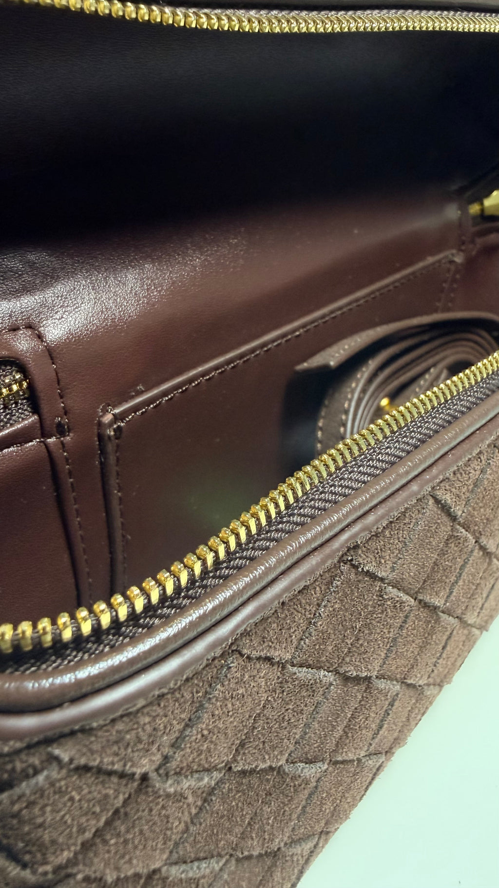 Sac Yara – Daim matelassé chocolat