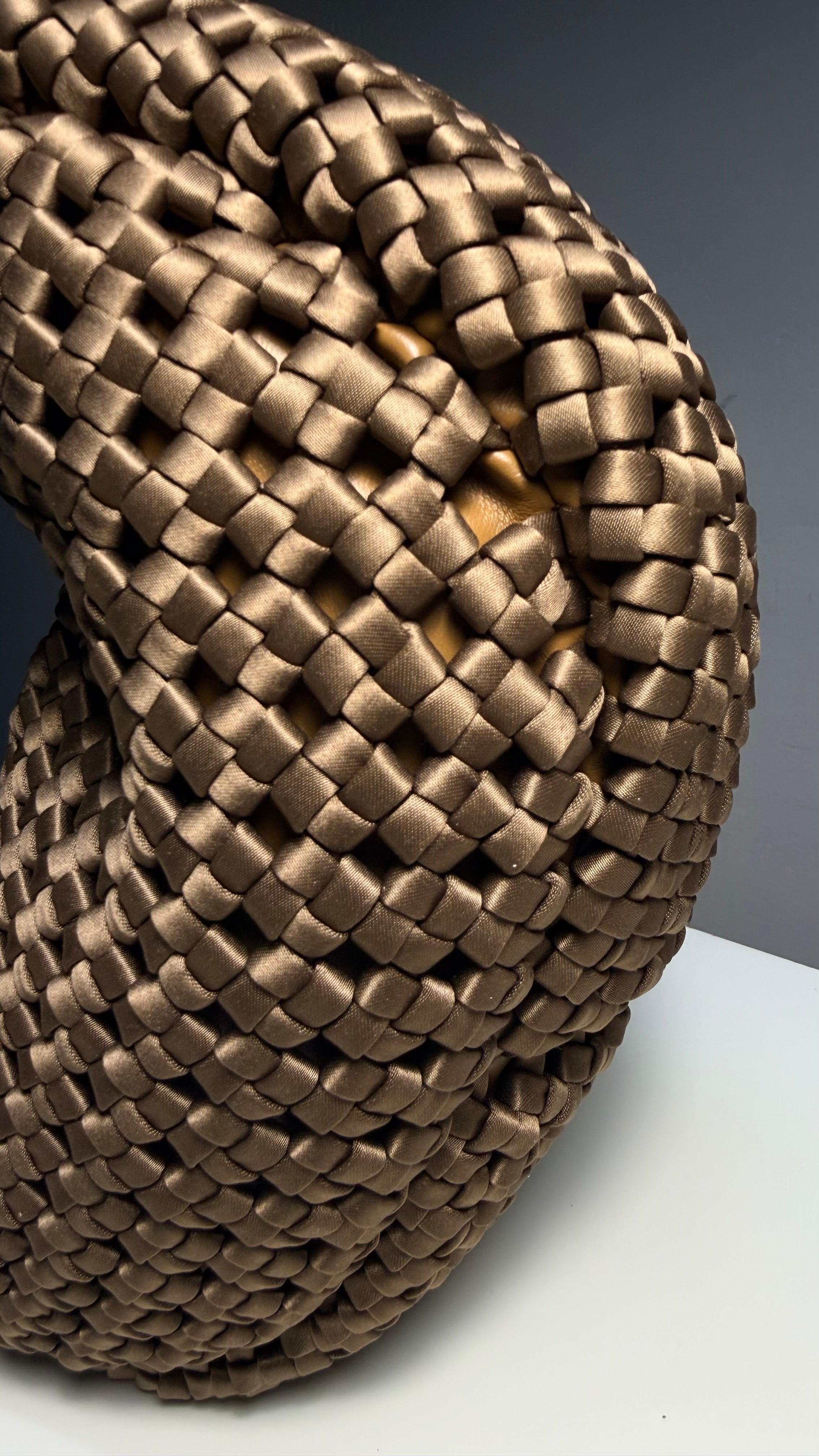 Sac Alba tressé chic – Anse arrondie